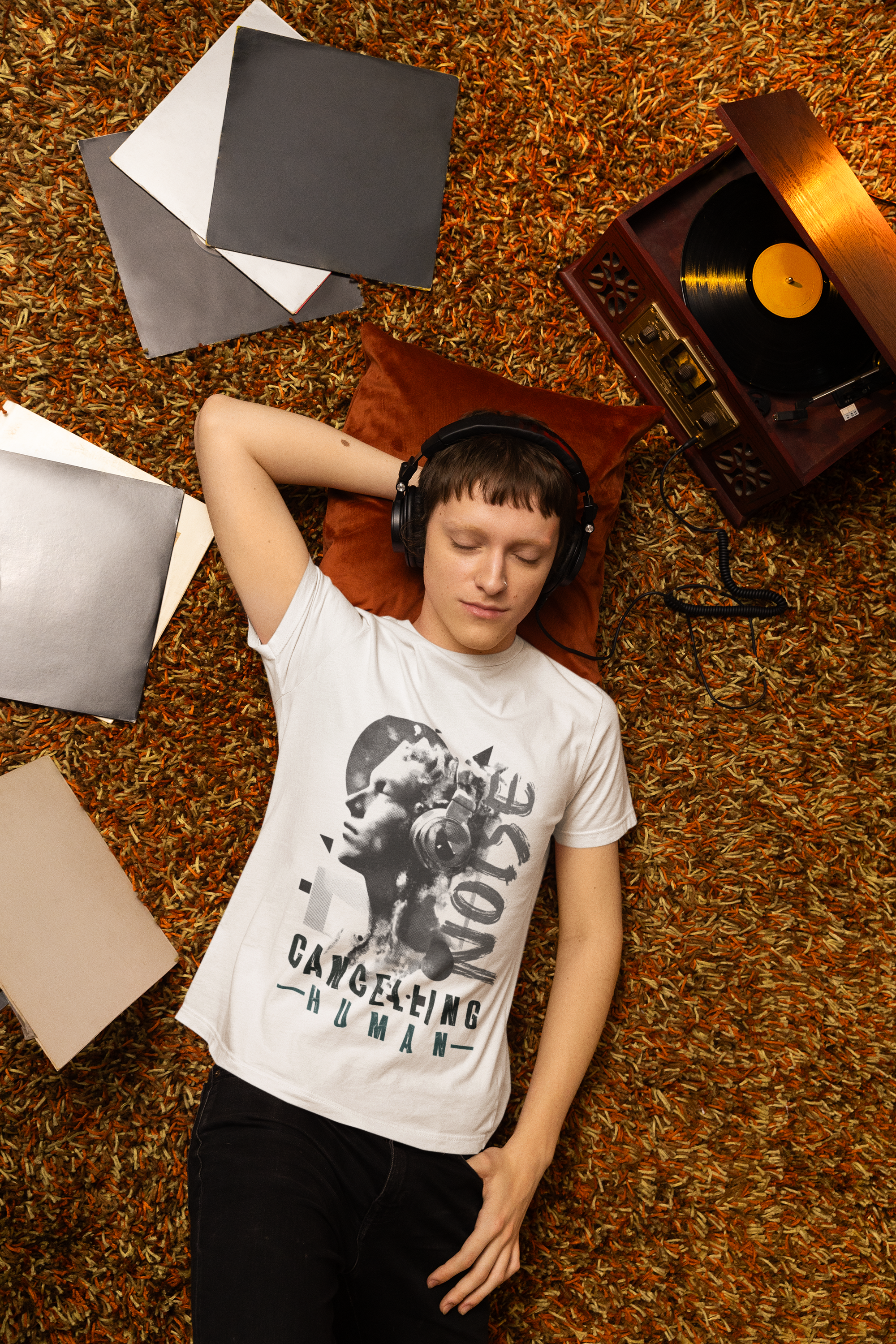 Kazper Vaden: t-shirt for introverts, peace lovers, anti-social, music lover